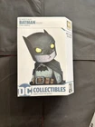 Chris Uminga Batman Statue – Zombie Variant Hot Topic Exclusive DC Collectibles