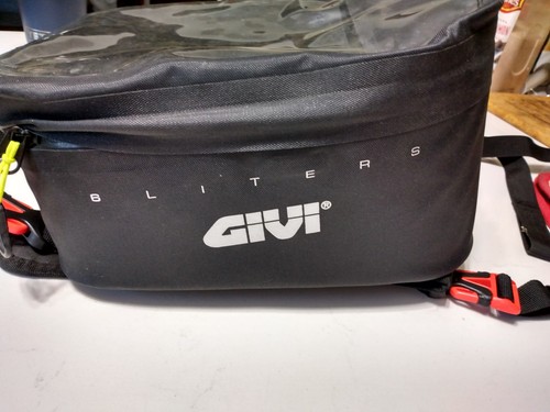 GIVI 6-liter motorcycle tank bag GRT706