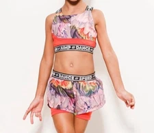 MOLO 158/164 13-14 y.o sports shorts and top red/coral dance costume girls omari