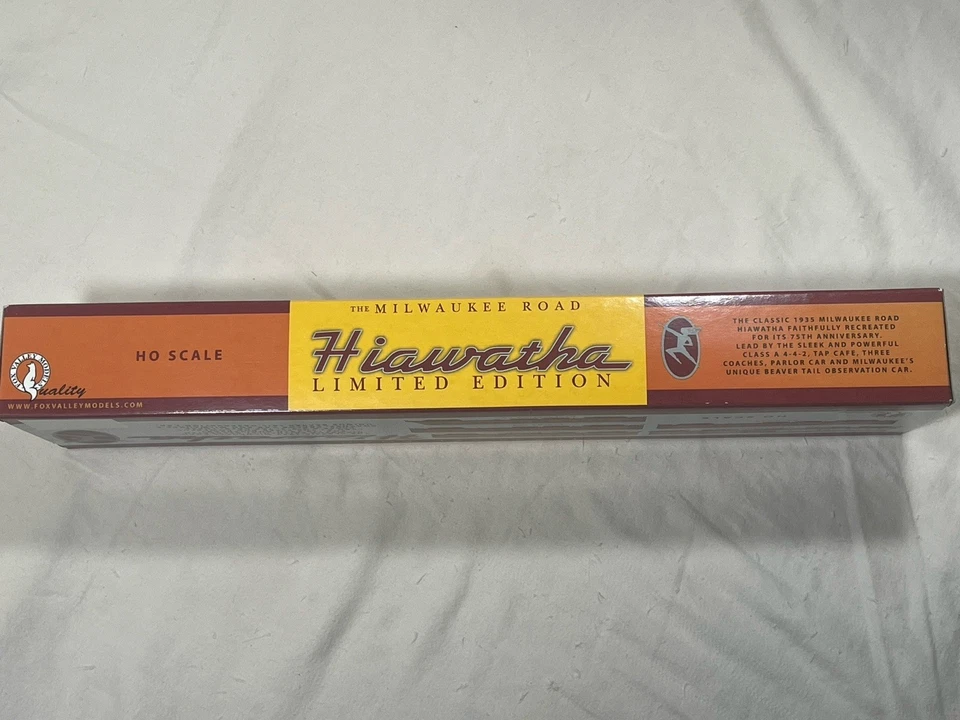 Fox Valley Hiawatha HO Milwaukee Road Coach #4435 Maroon Black NOS Never Handled - Image 4 of 4