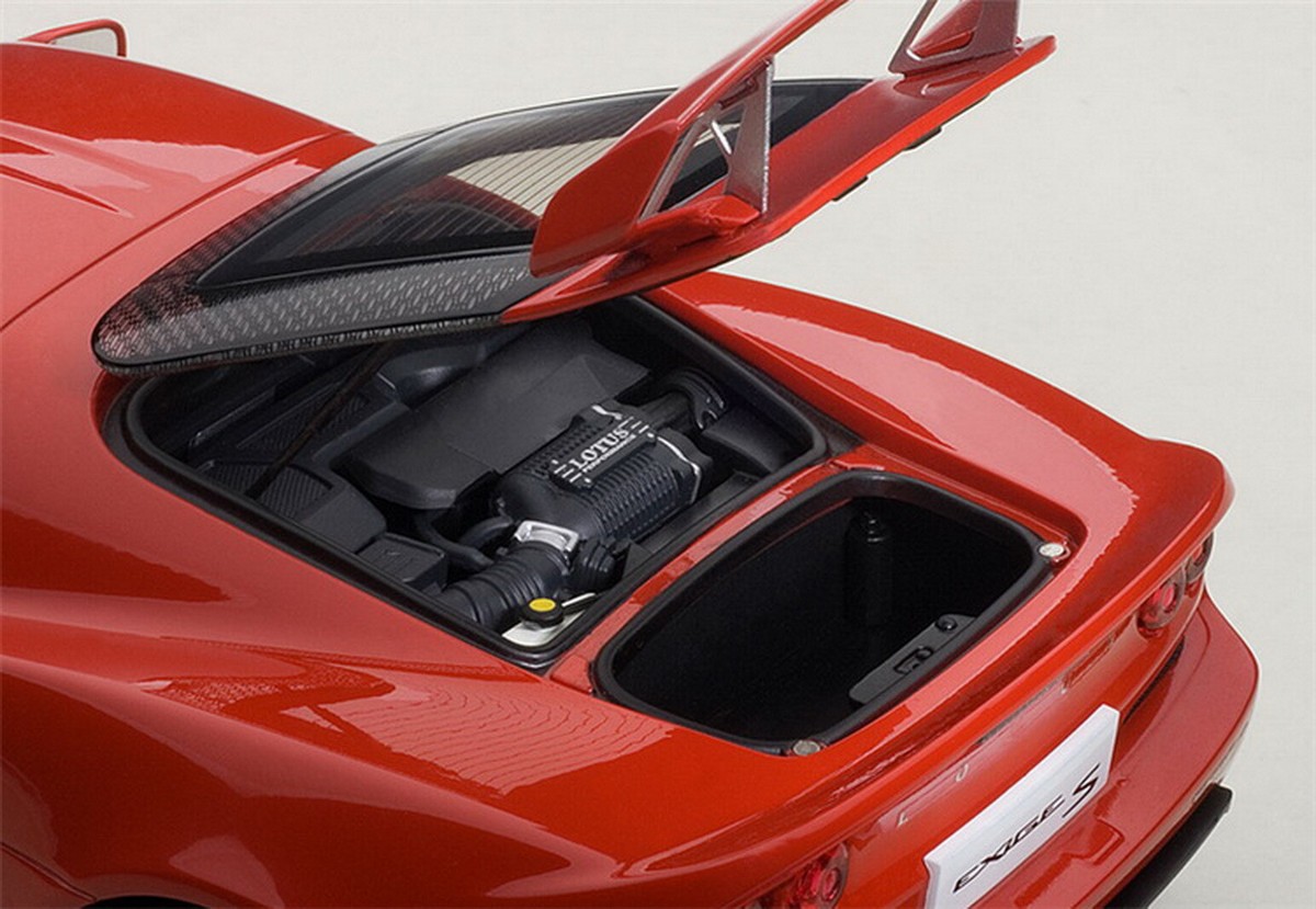 AUTOart 1/18 Scale LOTUS EXIGE S Red Diecast Car Model Toy AUTOart 1/18 Scale LOTUS EXIGE S Red Diecast Car Model Toy