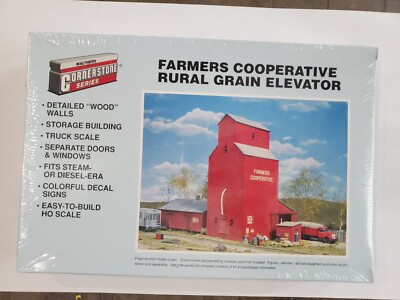WALTHERS Cornerstone 9333036 1/87 HO Scale FARMERS COOP RURAL GRAIN ELEVATOR Kit