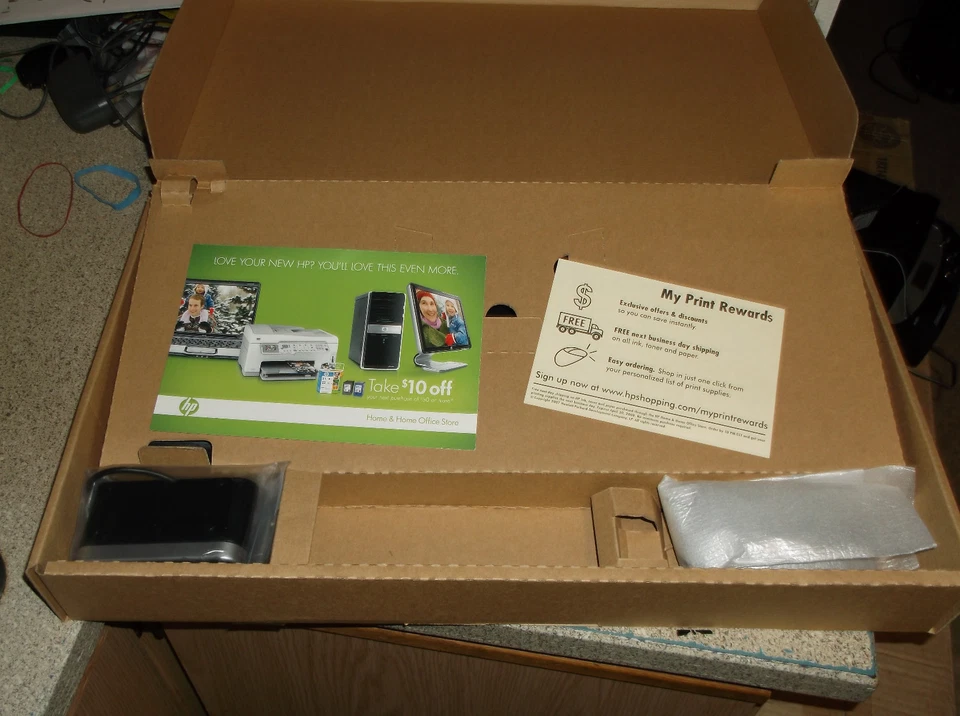 Nueva base de expansión para portátil HP XB3000 ES234AA y accesorios Foto 2 de 4