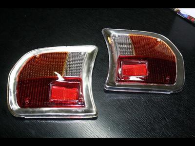 Treser Rückleuchten-Gläser-Set mit Chromrahmen passend für Peugeot 504