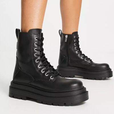 Pull&Bear Lace Up Ankle Boots in Black, Size 9