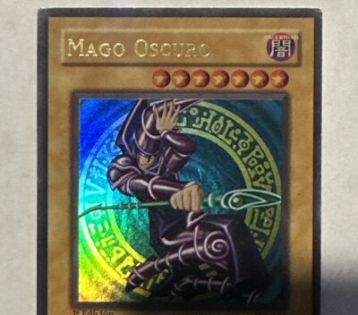 Yugioh Dark Magician Ultra Rare - 1st Edition Mago Oscuro BIY-S006