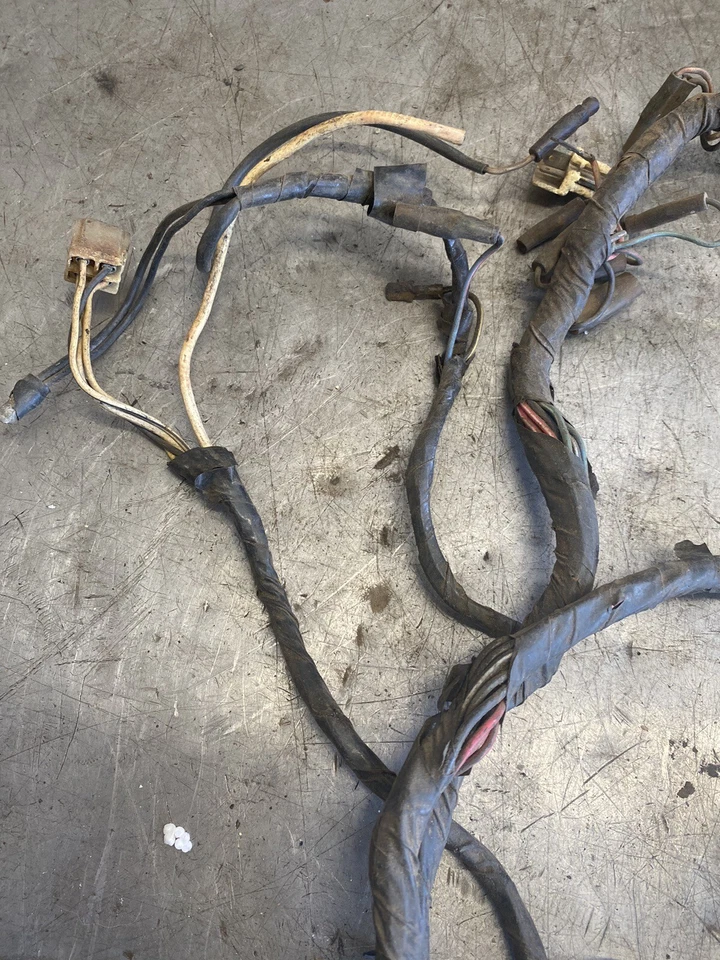 Arnés de cables del motor Datsun Roadster 1600 1969 1970 Foto 3 de 4