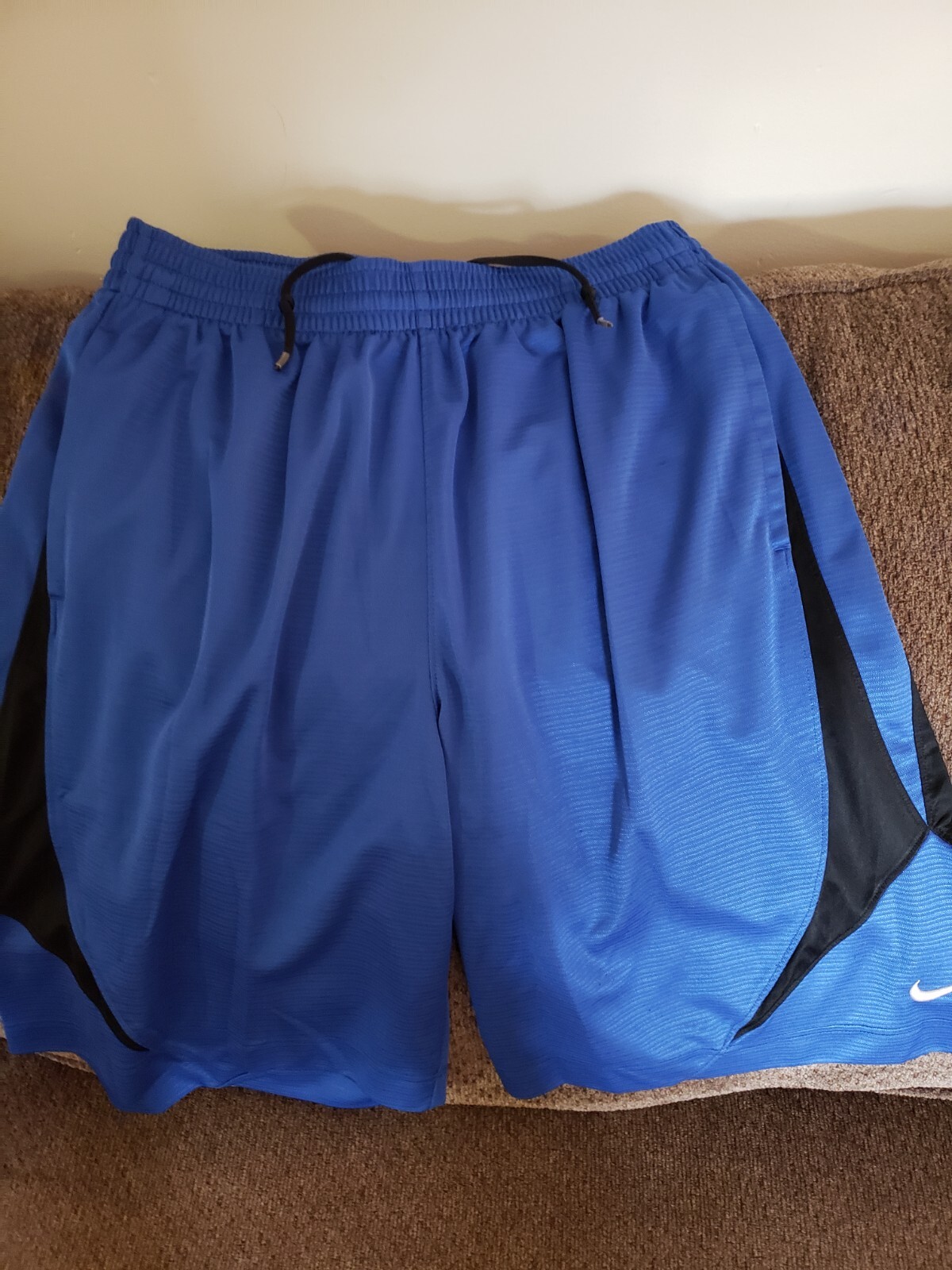 MENS BLUE Nike Basketball Shorts..Good Condition Mens… Gem