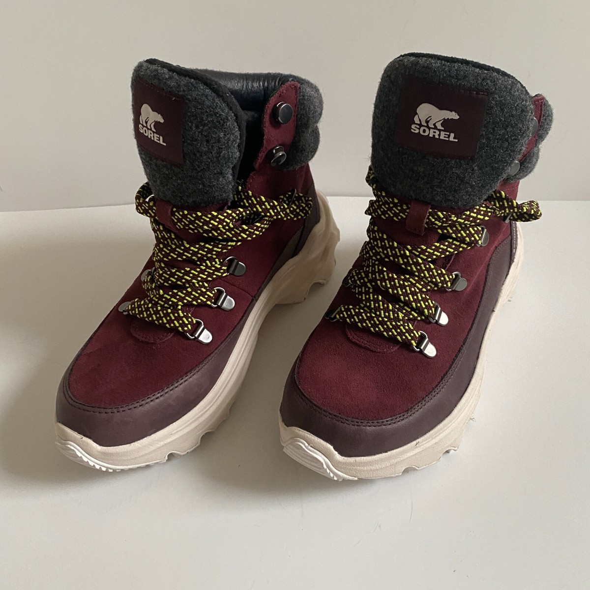 Kinetic Breakthru Caribou Women's Sorel Kinetic Caribou Boot