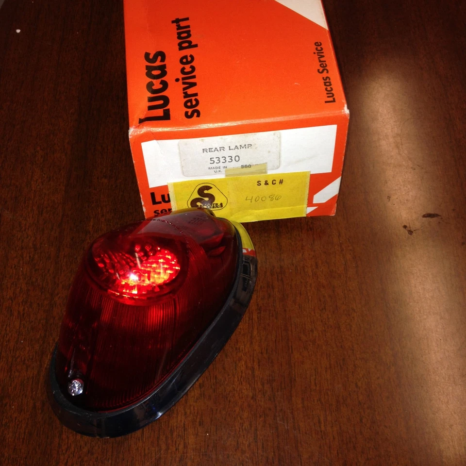 Lámpara trasera original Lucas Morgan Bugeye Sprite Triumph TR3 AC Aceca NOS ** Foto 3 de 4