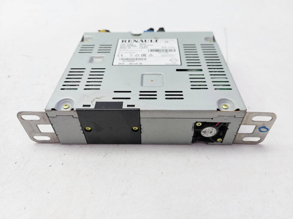 RENAULT KOLEOS RADIO STEREO MULTIMEDIA PLAYER HEAD UNIT 2018 281155999R - Image 3 of 4