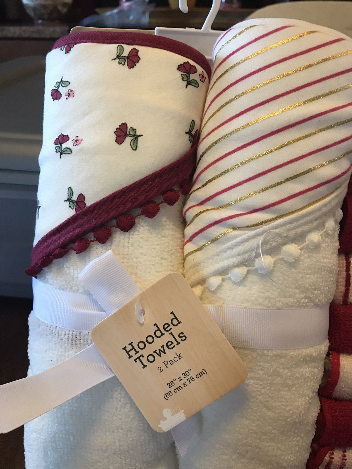 2-Modern Baby Hooded Towels And 8-Washcloths NEW Baby Shower Gift Girly