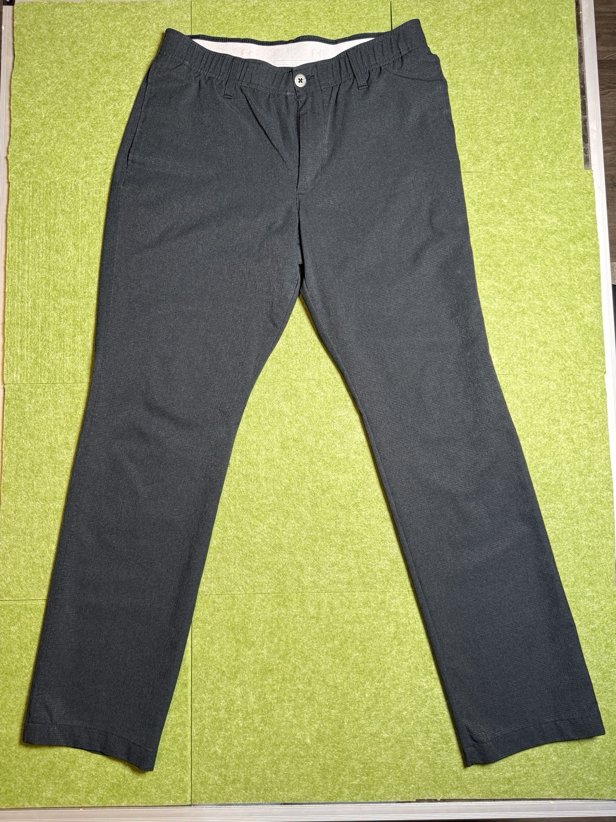 's Under Armour Black 34x32 Golf Business Casual Pants Stret