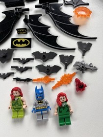 LEGO DC Batman Poison Ivy Minifigures Accessories Bats