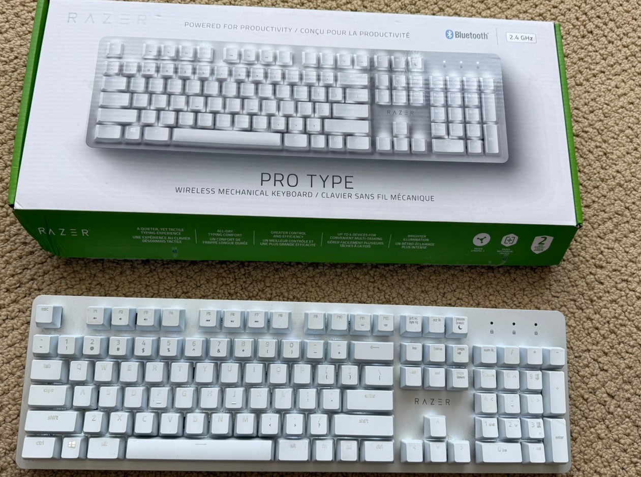 Razer Pro Type Keyboard Wireless Mechanical White RC30-03070