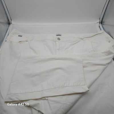 Jaclyn Smith Woman White Straight Leg Denim Jeans Plus Size 24W Cotton Blend
