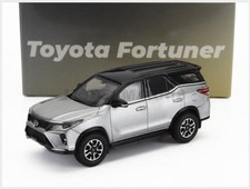 PARAGON MODELS PA-65722 TOYOTA - FORTUNER RHD 2023 - SILVER BLACK - 1/64