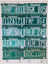 ░░░ lot of 10 VERMONT license plates - craft condition ░░░