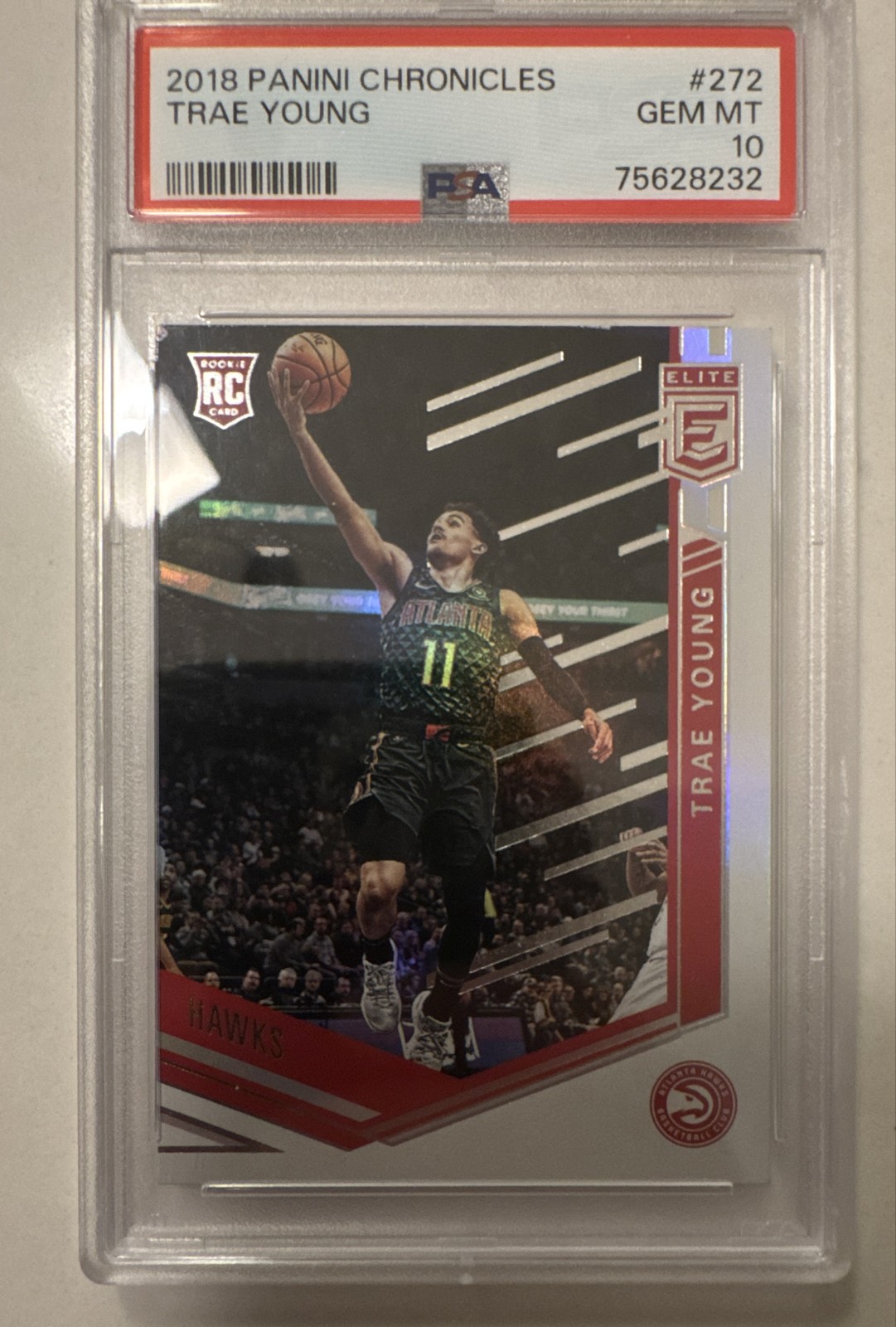 2018-19 Panini Chronicles - Elite Trae Young #272 (RC)