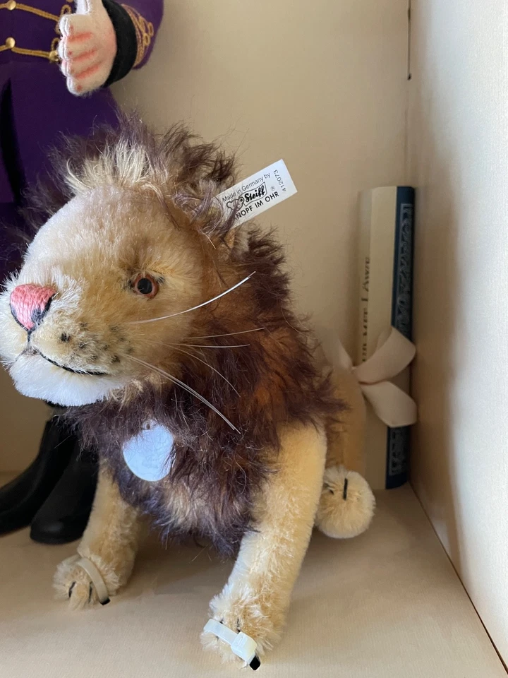 Vintage Steiff Lion Tamer & Lion Set: 1995 Replica 1911 Ltd Ed - Image 2 of 4