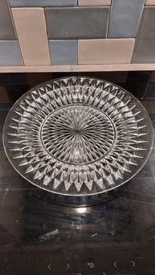 Vintage Davidson 737904 Diamond Point Large Plate 29.5 cm with 4 side plates