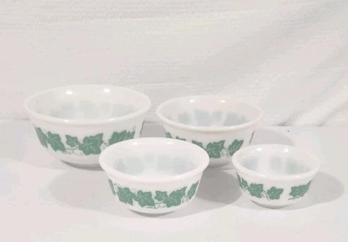 Set 4 Vintage Hazel Atlas Green Ivy Mixing Bowls Milk Glass 5" 6" 7" 8" Nesting