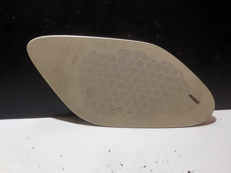 Parrilla de altavoz puerta delantera derecha 2307200448 03-12 Mercedes Benz R230 SL600 SL500 Foto 3 de 4