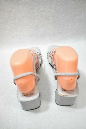 New York Transit Shoes Sandals Heels Size 8 Silver Women's New - Picture 4 of 9
