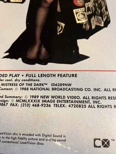 Elvira Mistress Of The Dark Laserdisc LD Movie 1988 RARE - Picture 4 of 6