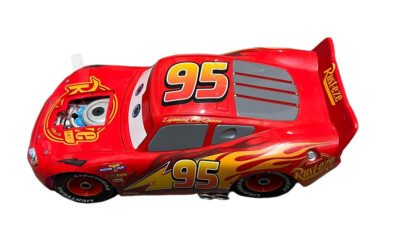 Cars ライトニング・マックィーン ミニカー #95 DISNEY PIXAR Cars Diecast Red #95 Lightning McQueen Mattel