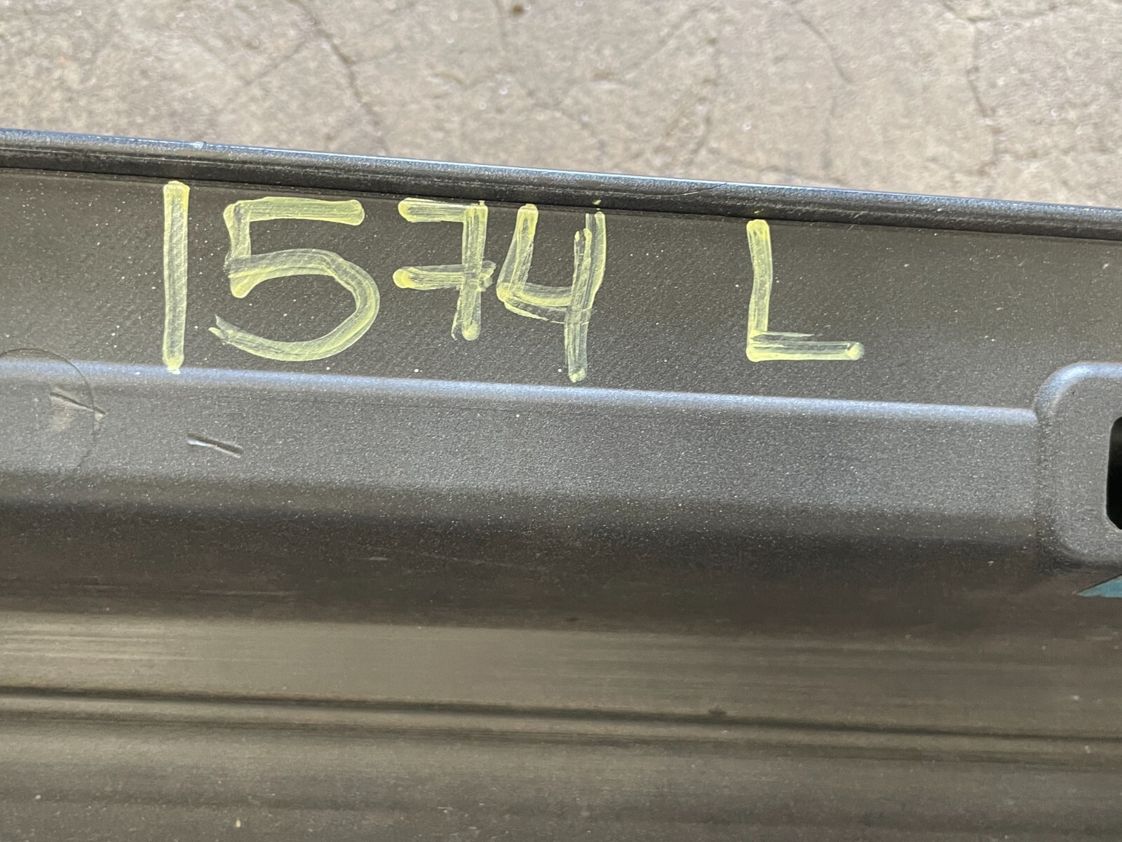 14-17 Maserati Quattroporte GTS Left Side Skirt Rocker Panel Molding 1574 OEM