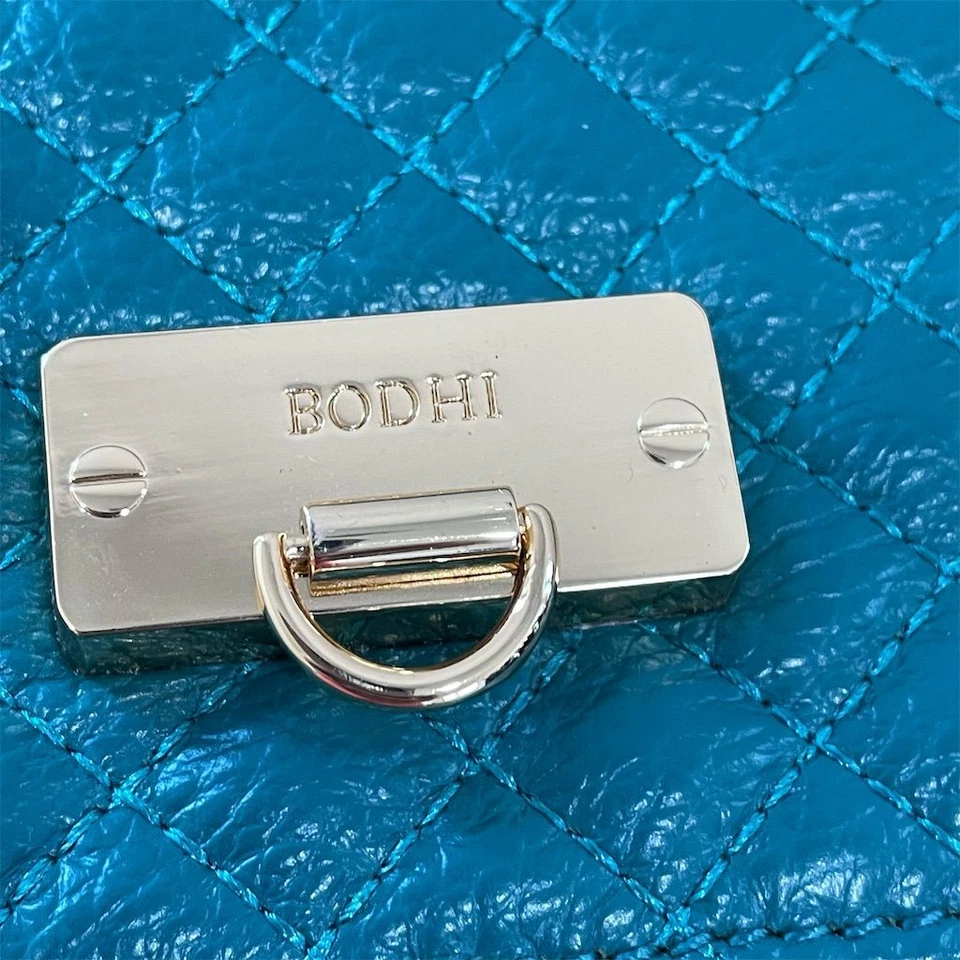 Сумка через плечо Bodhi женская бирюзовая стеганая кожа с замком-вертушкой и ремешком на золотой цепочке - Изображение 4 из 4