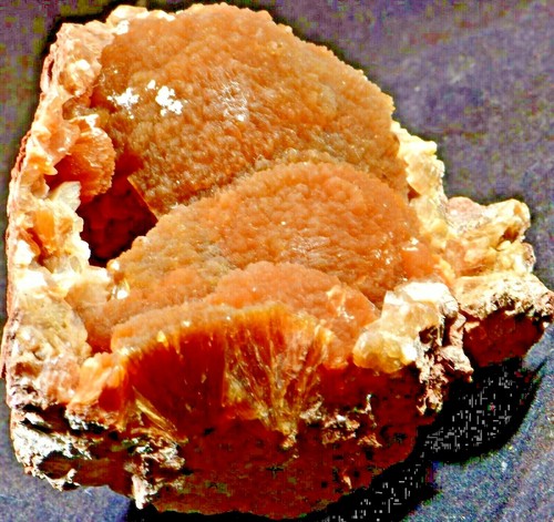 BIG STILBITE+HEULANDITE! 8 X 6 X 6 CM,BAY OF FUNDY ZEOLITES, NOVA SCOTIA, CANADA - Picture 2 of 3