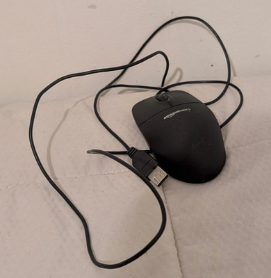 Amazon Basics MSU0939 USB-A Wired 3-Button Computer Mouse