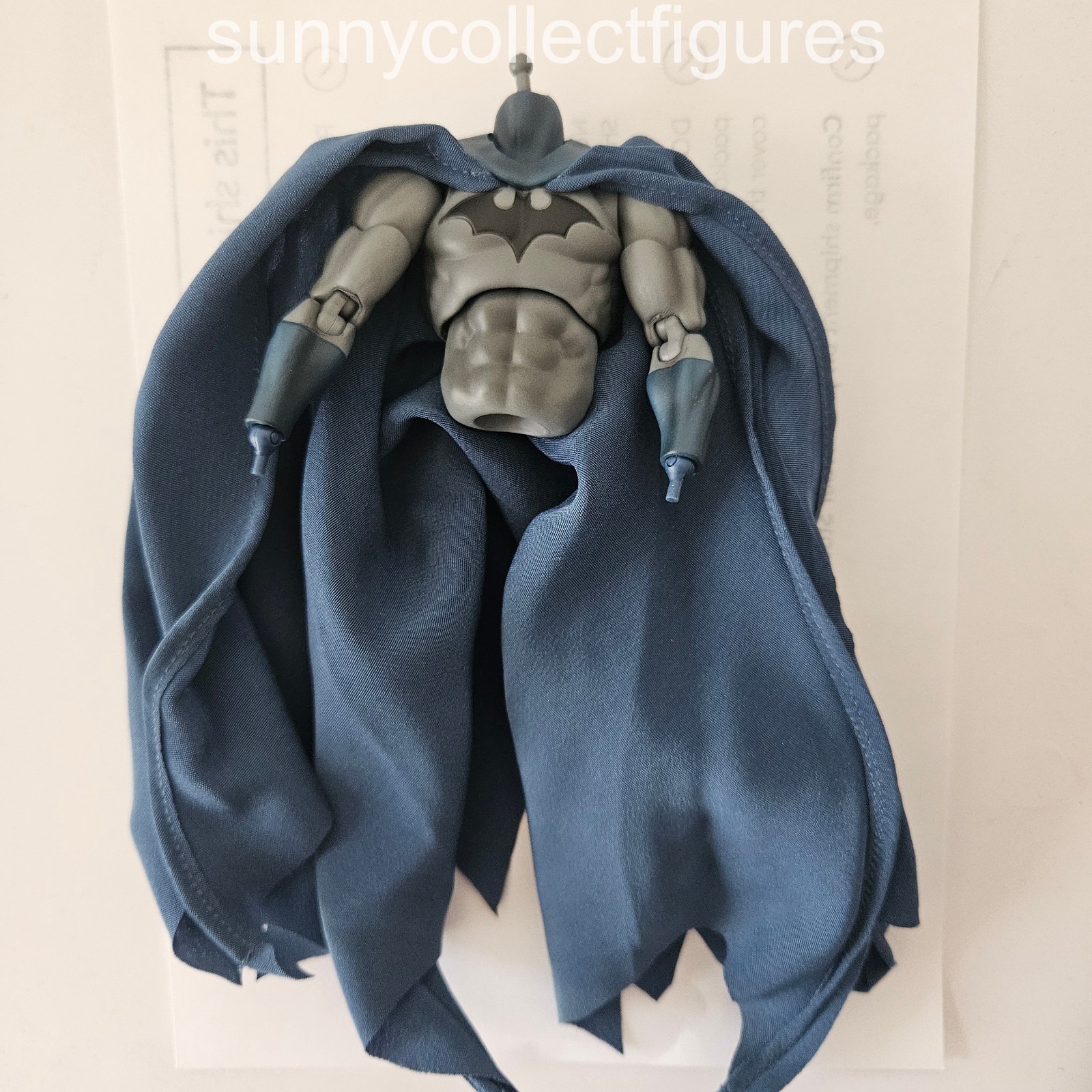 Medicom MAFEX Batman HUSH Blue 105 fodder part - Body Torso, Arms, Neck & Cape