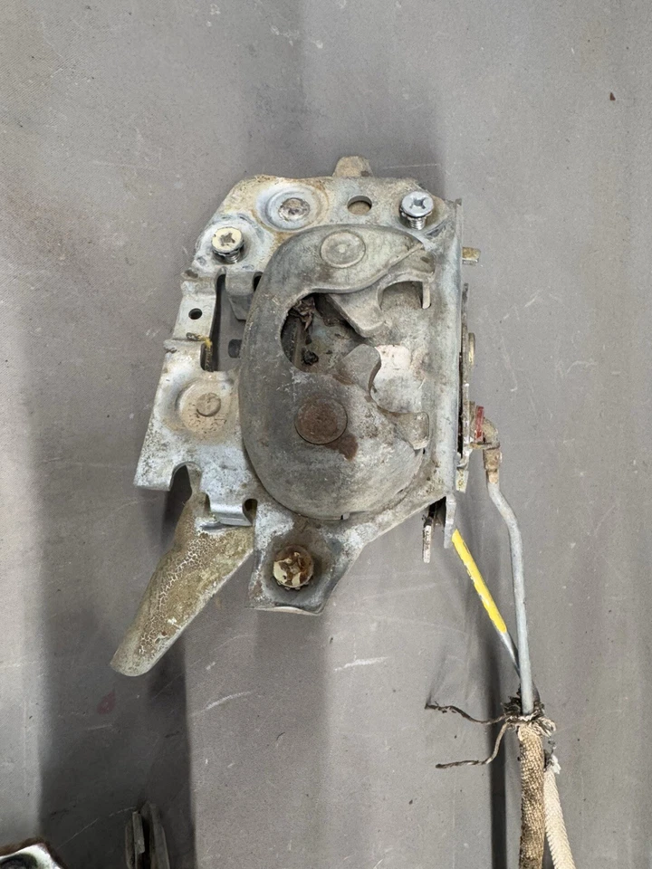 Ford Galaxie Mercury Monterey 1969 1970 4 puertas pestillos barras de bloqueo personalizado equipo original Foto 4 de 4