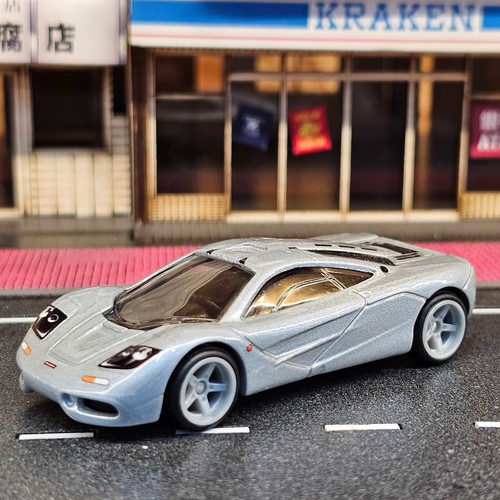 JUEGO DE CAJA PREMIUM HOT WHEELS 2025 SUPERCARS AÑOS 90 PORSCHE MERC MCLAREN ELIGE MODELO - Imagen 16 de 19