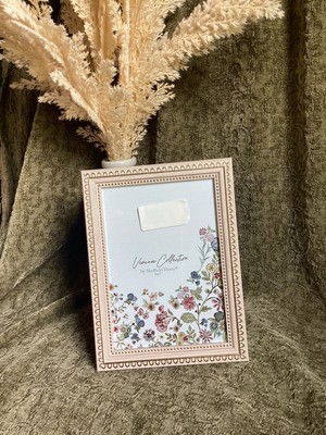 Vivian Sheffield Home Rectangular Off White W/Gold Accents Frame Fits 5X7 Photo