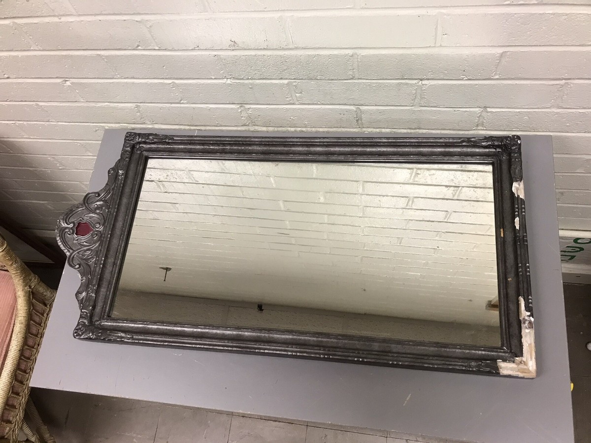 ANTIQUE VTG SHABBY CHIC WALL MIRROR 29 3/4 X 14 5/8 X 1