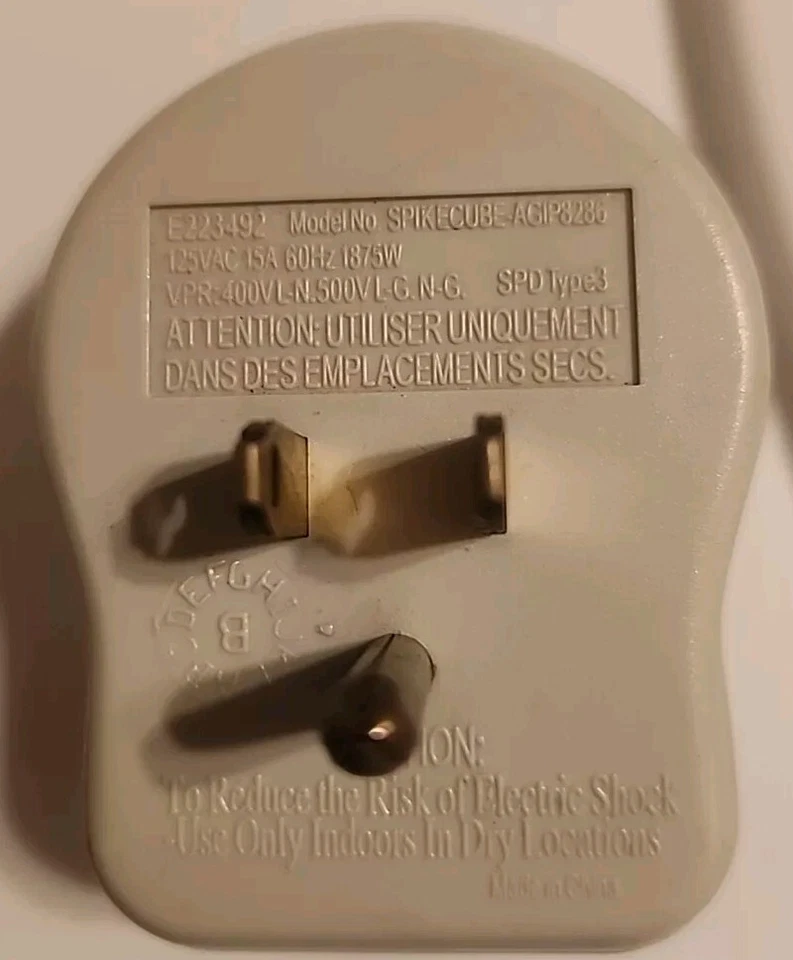 Tripp Lite 1 Outlet 600 Joule Wallmount Direct Plug in Surge Protector E223492 - Image 2 of 4