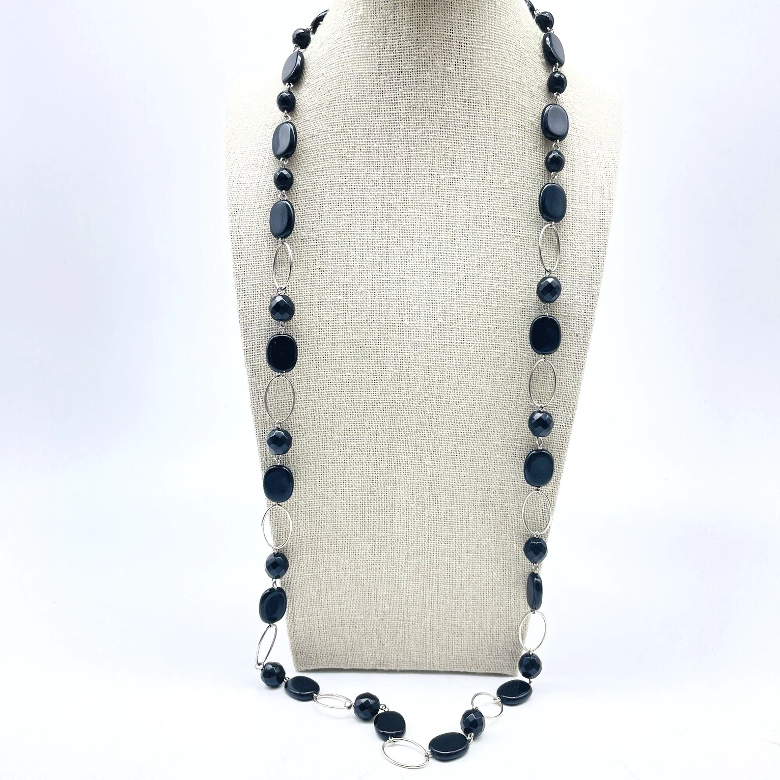 VETEMENTS Collana Perline Nere Tono Argento Catena Aperta Modernariato Classico Carriera