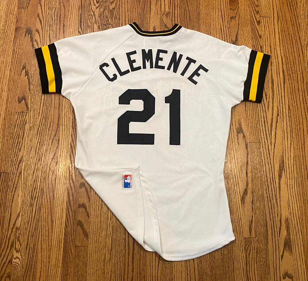 Pittsburgh Pirates Roberto Clemente Vintage 80s Sand Knit MLB Baseball  Jersey 44