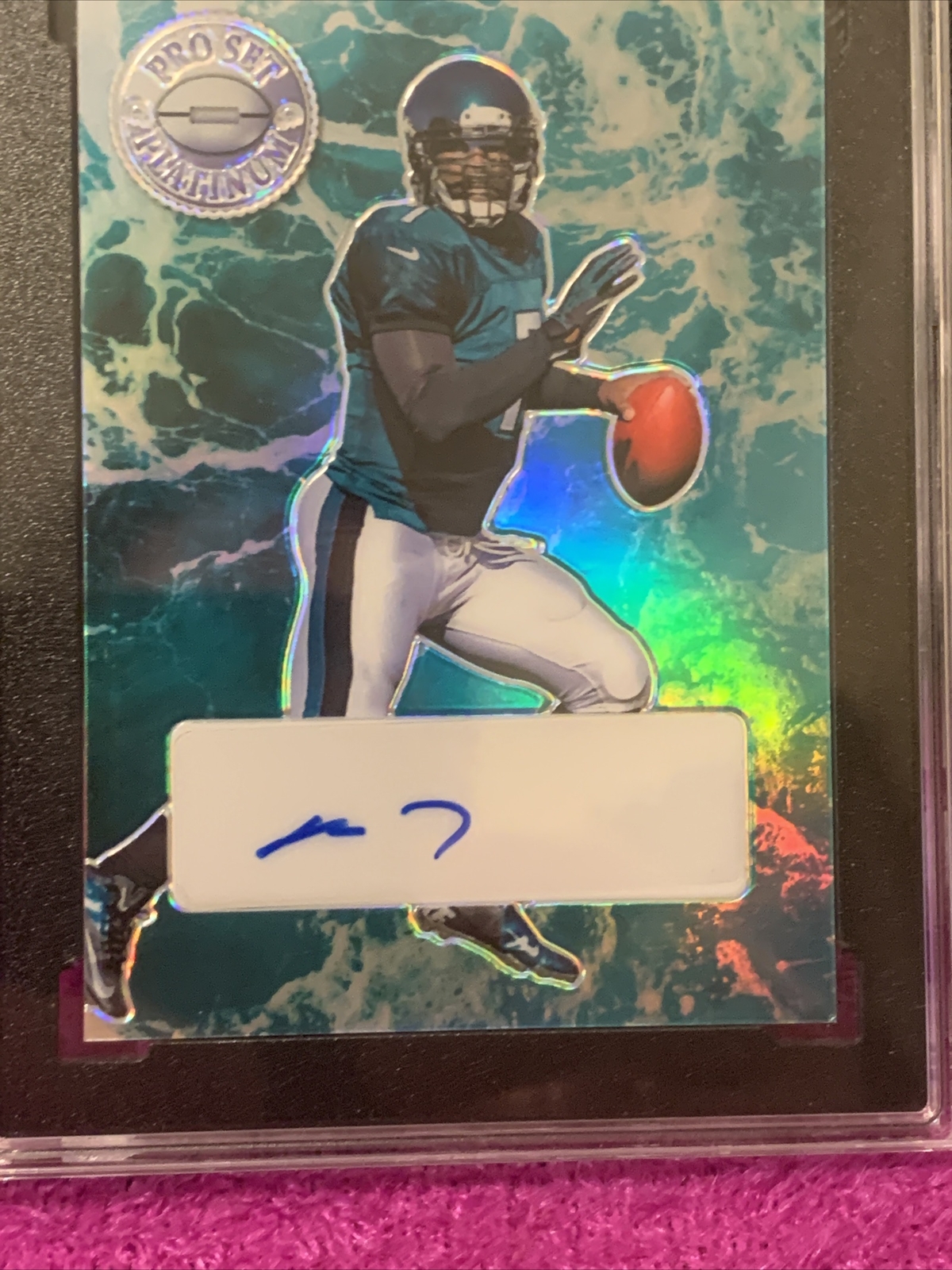2023 LEAF PRO SET METAL FOOTBALL PLATINUM MICHAEL VICK AUTO SP# 1/1 SGC 9.5 /10 view 3