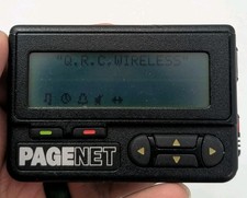  1 PAGENET Pager/Beeper/Messenger - Motorola Powers Up