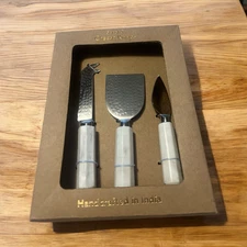 NEW In Box Set Of 3 Cheese Knives