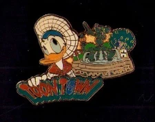 Disney Tdl Tokyo Toontown Donald Duck Disney Pin