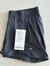 Lululemon NEW Hotty Hot High-Rise Short 4" Inseam Size 4 Black NWT