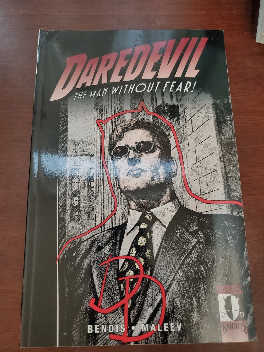 洋書 Daredevil: The Man Without Fear: Bendis DAREDEVIL Man Without Fear BENDIS OMNIBUS Volume 1 MALEEV