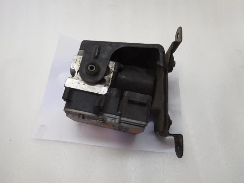 ABS Anti-Lock Brake Pump Assembly 4x2 1999 HONDA PASSPORT uSHELF-4-4 - Image 2 of 3