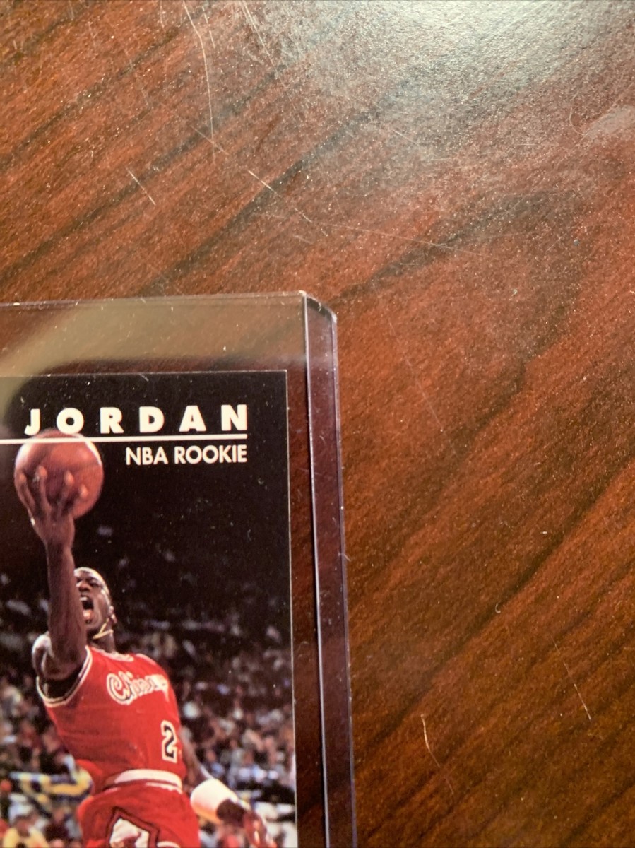流通少量　希少マイケルジョーダンルーキーカード　1992年発売です 1992-93 Michael Jordan Topps Archive ROOKIE Card Throwback